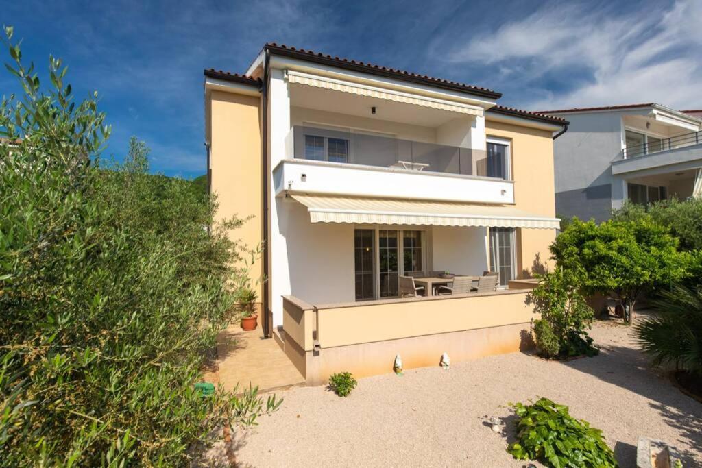 Apartment Natali Punat- Free Parking On Premises Esterno foto